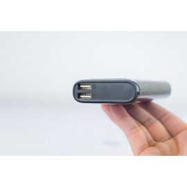 Pin sạc dự phòng Li-ion 10000mAh ivalue MTL100005 Trắng