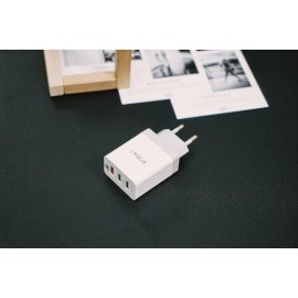 Adapter Sạc nhanh 3 cổng USB ivalue MT-C-001 Trắng